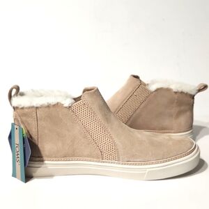 NEW! Toms Bryce Sand Suede Faux Fur Slip On Sneaker Size 8.5